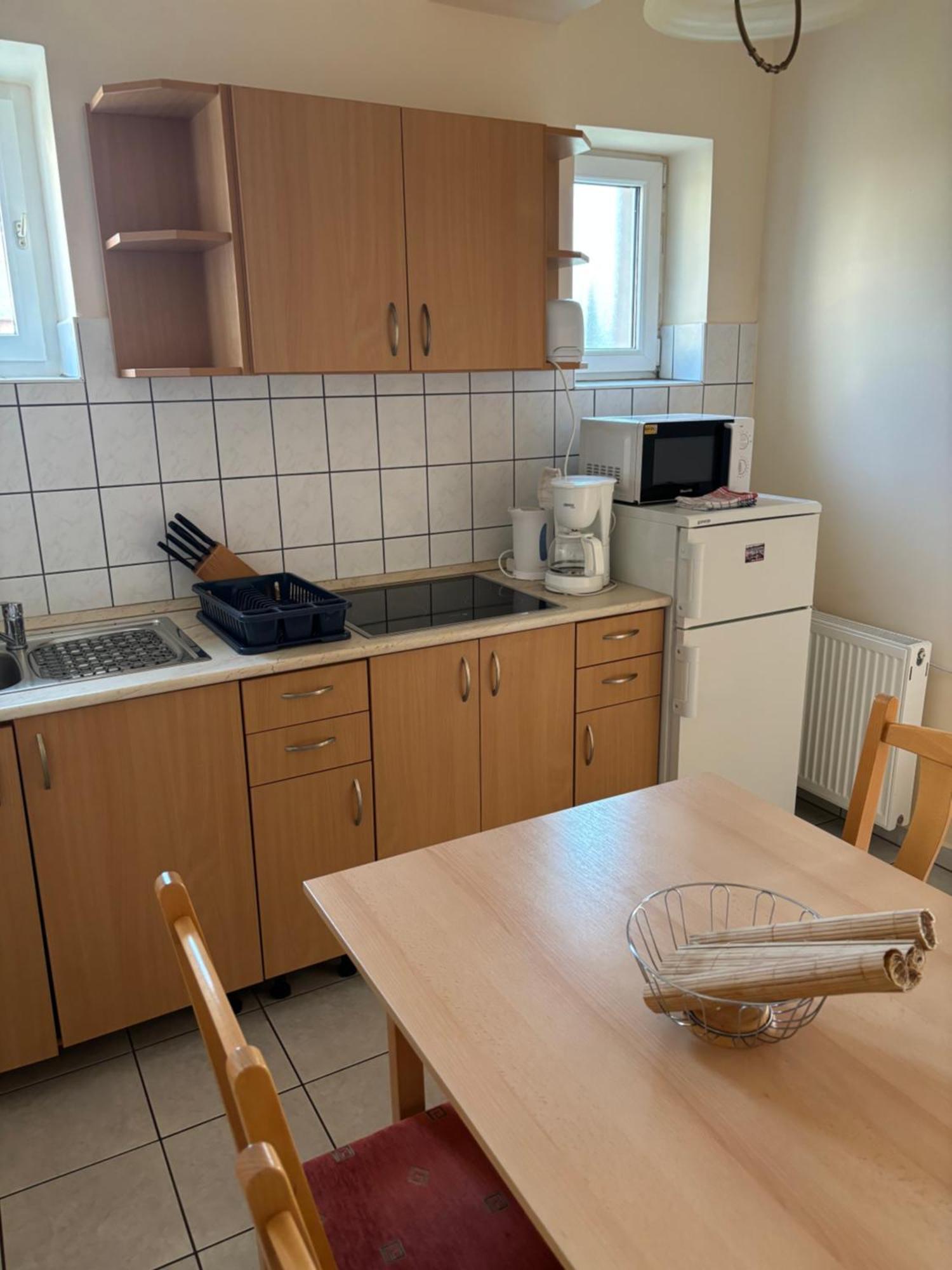 Afamado Apartman Fisli Heviz Exterior photo
